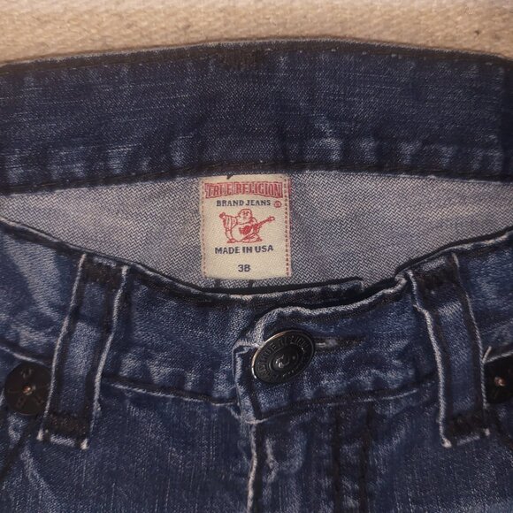 Variety of designer jeans - Picture 7 of 16